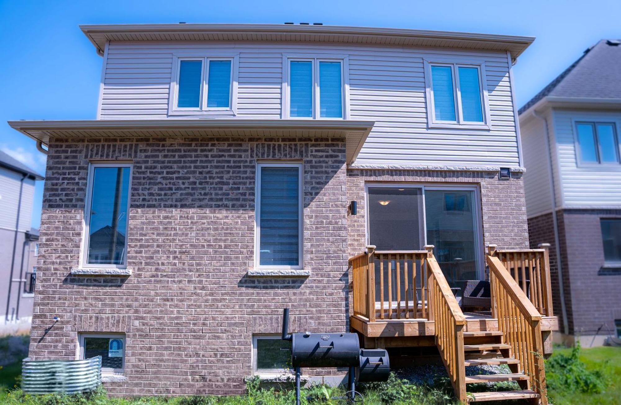 Вилла Modern 4Br House In Barrie! Экстерьер фото